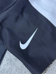 Conjunto NIKE