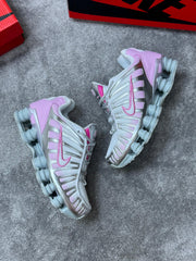 NIKE SHOX