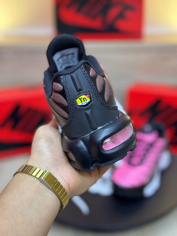 NIKE TN