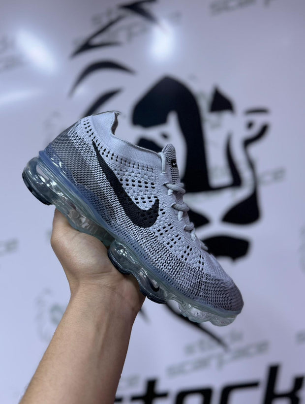 NIKE VAPORMAX