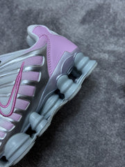 NIKE SHOX