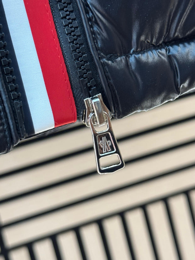 CHAQUETA MONCLER - HOT GAME
